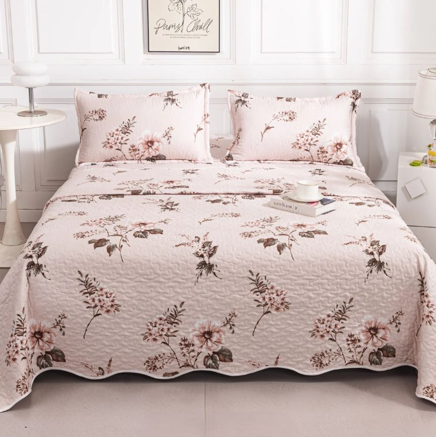 cuverturi de pat matlasate 1+1 gratis crem floral CM241A