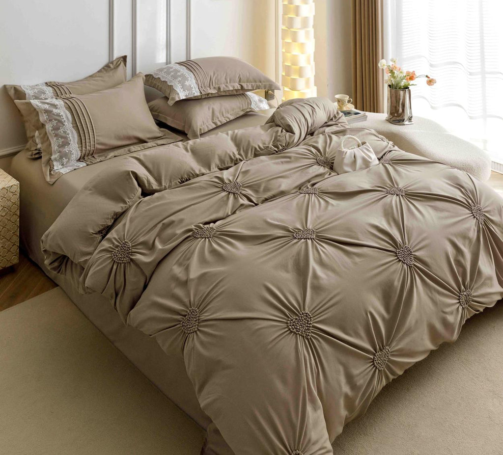 Lenjerii Bumbac Finet Luxury Inimi Brodate Pat Dublu Bej BFJ816