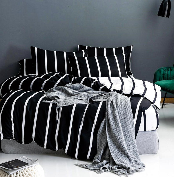 Lenjerii 1+1 Gratis Bumbac Satinat Pucioasa Alb Negru Dungi L491