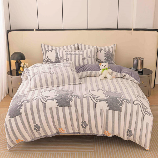 Lenjerii Cocolino cu Elastic Pat Dublu Gri Pisici LCEJ17