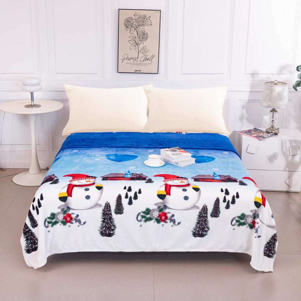Paturi Pufoase Pat Dublu Albastre Peisaj Sarbatoare Oameni De Zapada Brazi PCA212
