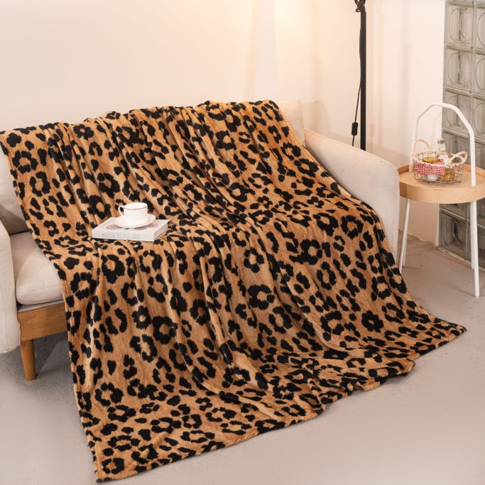 Paturi Pufoase Cocolino Pat Dublu Maro Animal Print Leopard PCA107