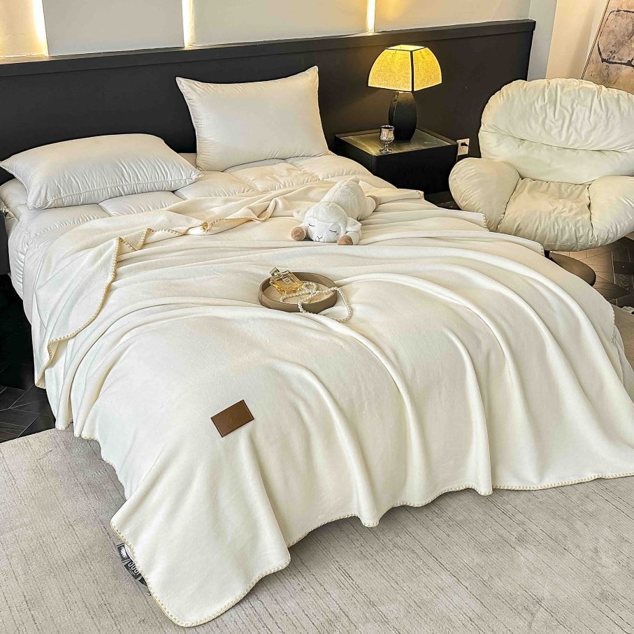 Paturi Pufoase Microfibra Fleece Pat Dublu Alb Uni PCJ801