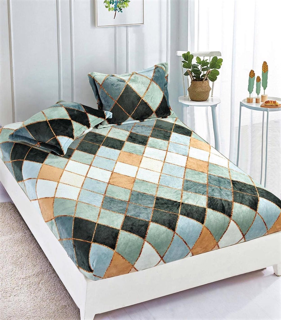 Huse de Pat Cocolino Pufoase cu Elastic Pat Dublu 160X200 Model cm Verde Geometric CCJ02